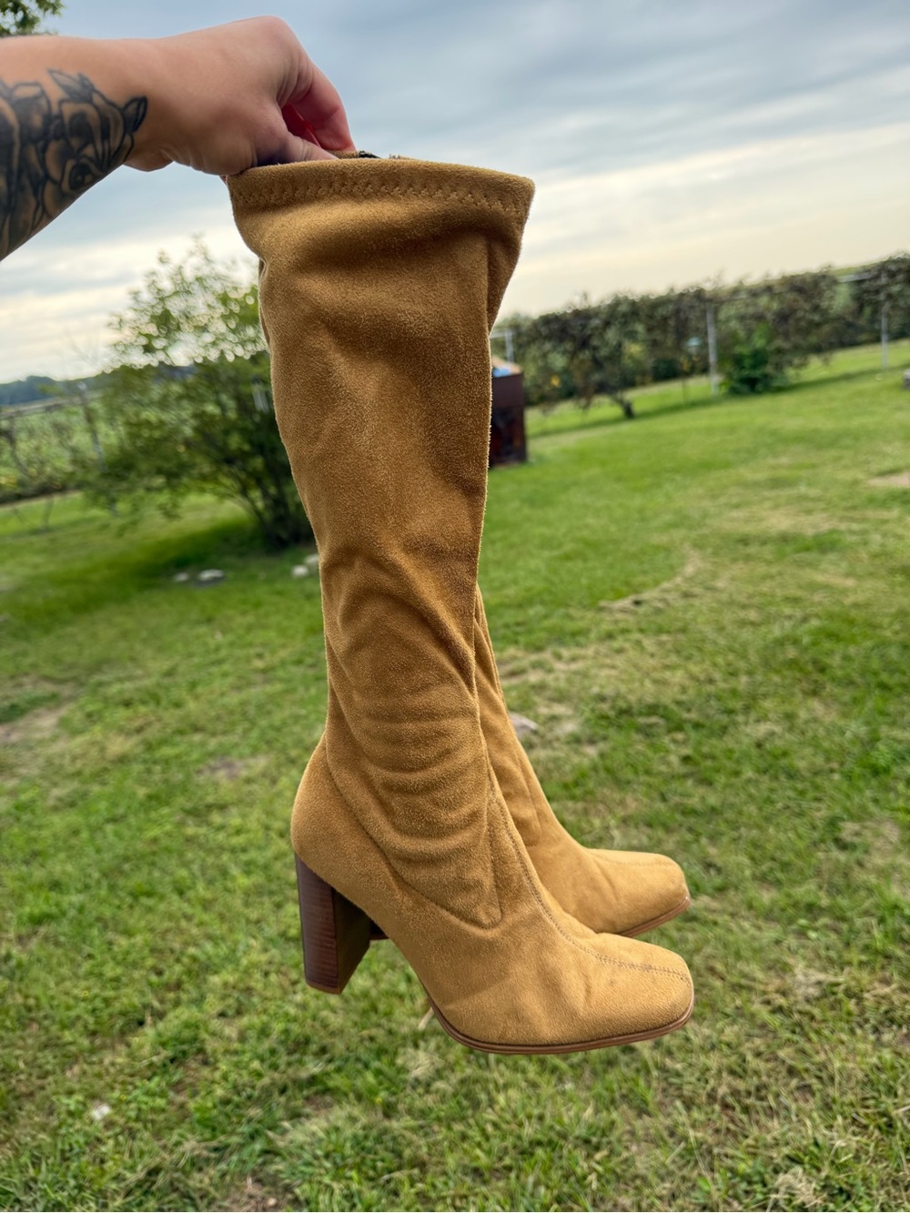 90s Bongo Suede Boots Size 6